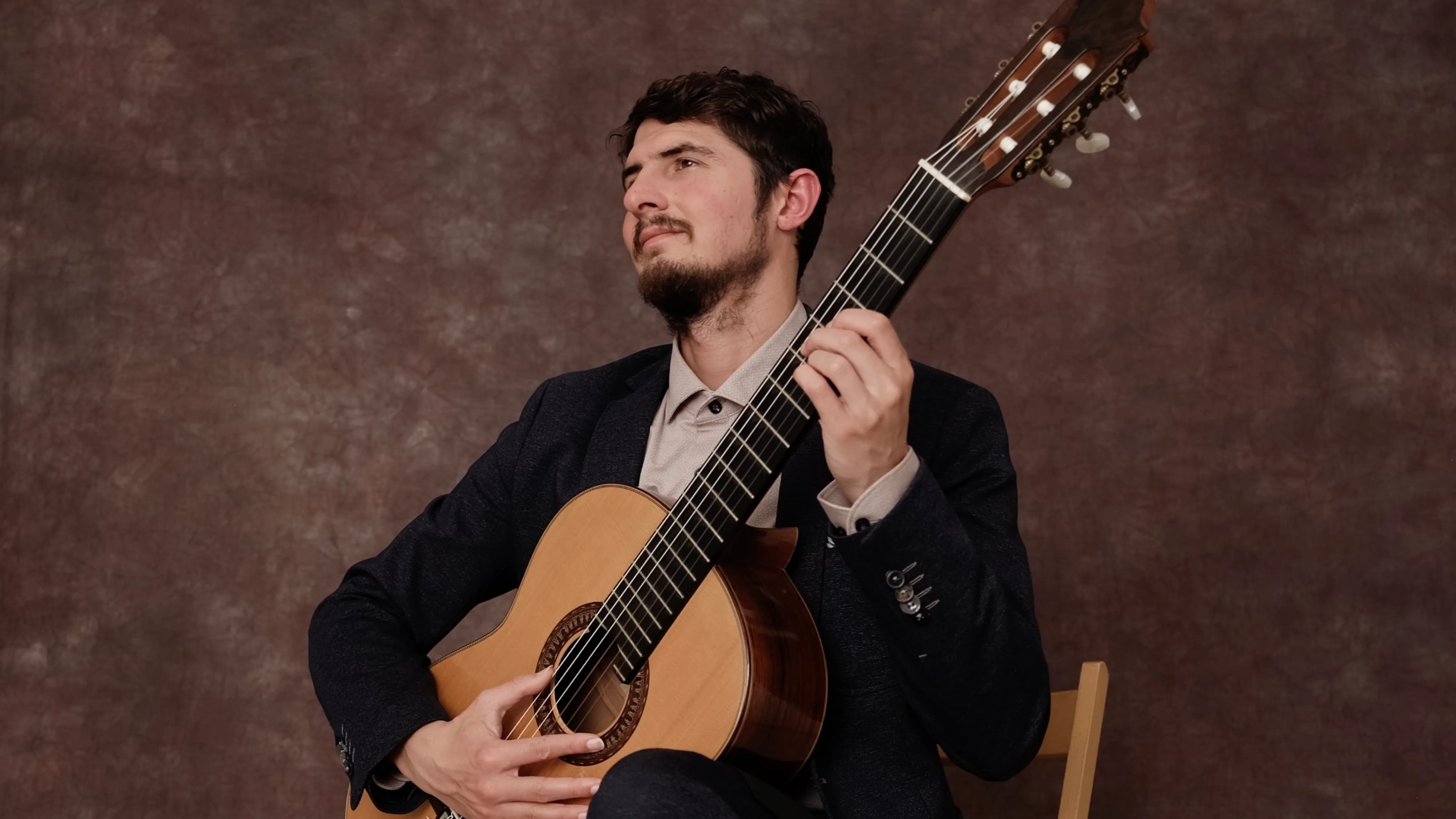 Portret van gitarist en docent Silvan de Smit